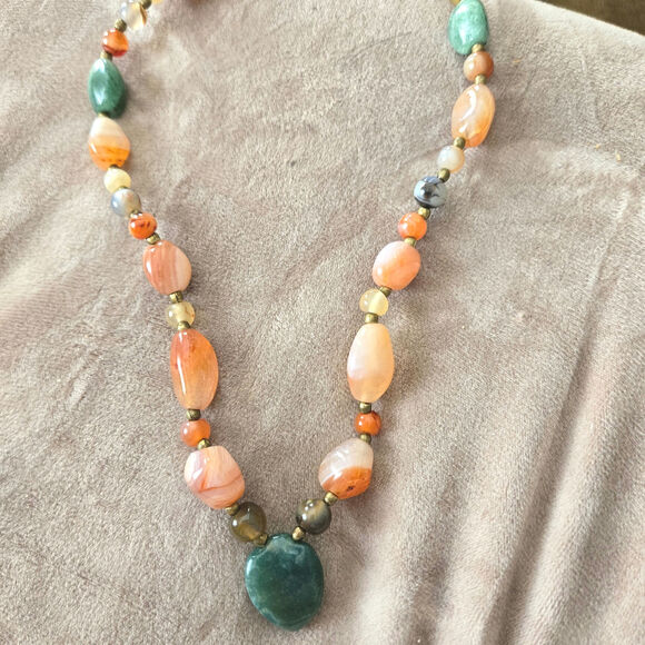 Vintage Natural Agate Beggars Beads Polished Stone Necklace Brass Spacers - Picture 8 of 8